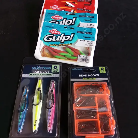 7 PIECES FISHING EQUIPMENT, BAIT, HOOKS, KNIFE JIGS