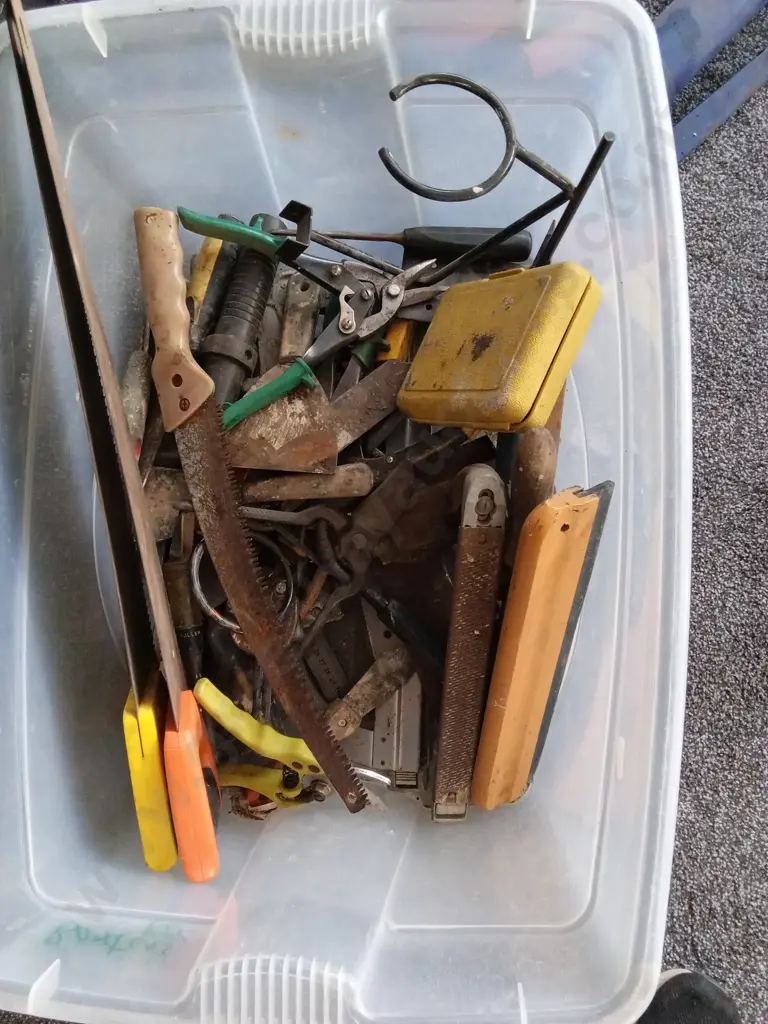 PLASTIC BIN CONTAINING VARIOUS HAND TOOLS SAWS, CHISELS, CLAMPS, SCREWDRIVERS PLUS STIHL SAFETY HELMET HELMET, BO Image 1++