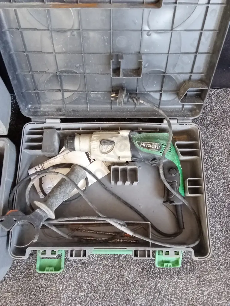 ECKO HAMMAHAND PNEUMATIC WEATHER BOARD NAILER, RYOBI RANDOM ORBITAL SANDER HITACHI CORDED DRILL AND BOX NAIL COILS Image 1++