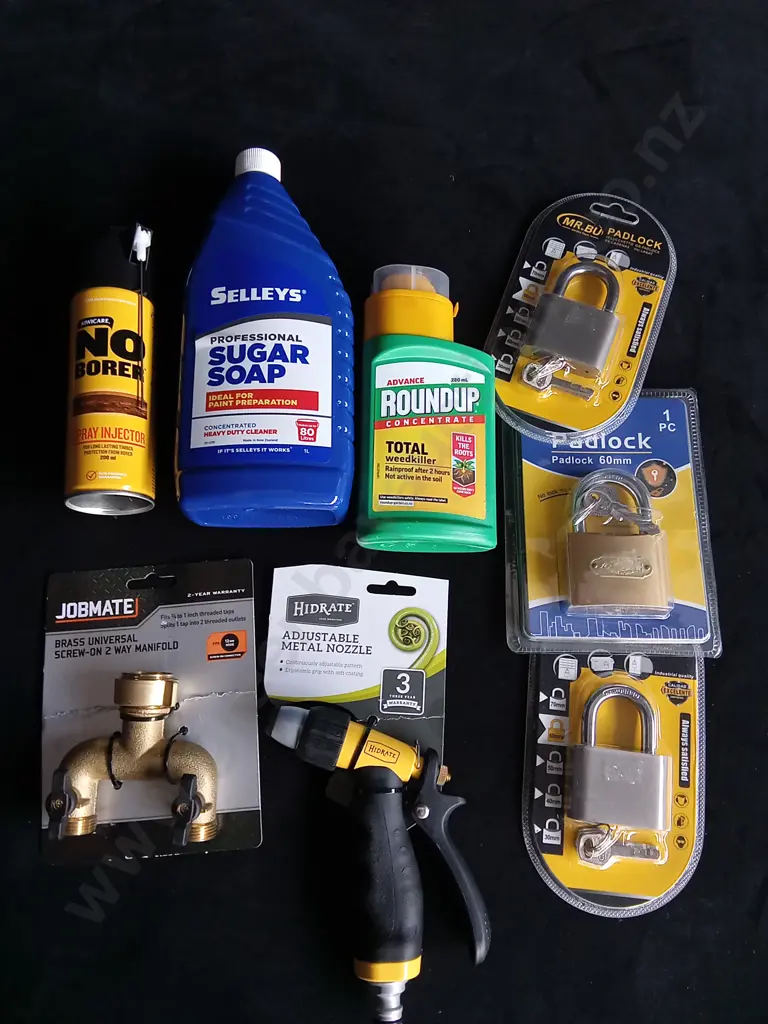 8 PIECES HARDWARE AND CLEANING PRODUCTS, BRAND NEW Image 1++