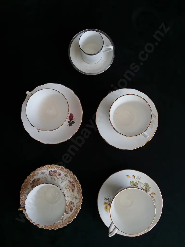 5 TEA CUP AND SAUCER SETS Image 1++