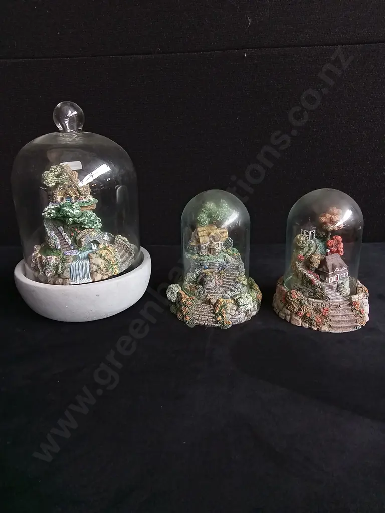 HOUSES IN DOMES AND 2 OTHER ORNAMENTS Image 1++