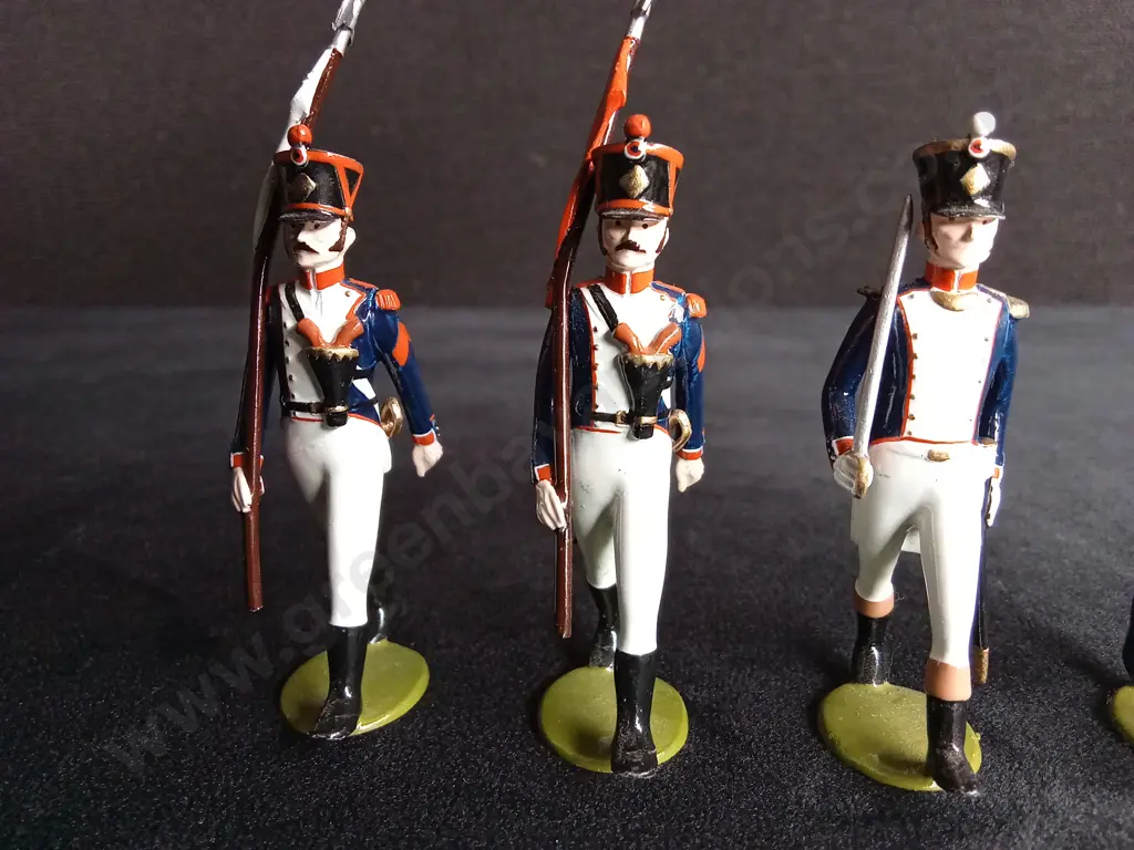 IMPERIAL PRODUCTIONS 1:32 SCALE SOLDIERS - NO.138 BOX 1 LINE INFANTRY, 1ST EMPIRE HEAD OF COLUMN BOXED Image 1++