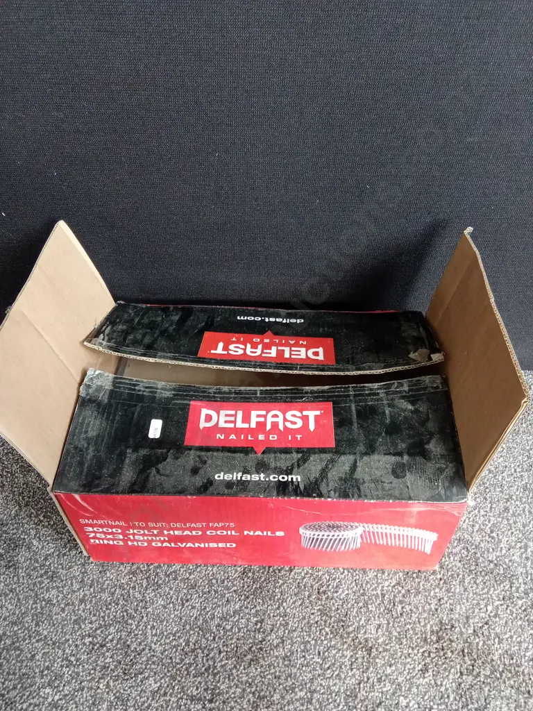 BOX OF COLLATED DELFAST NAIL COILS Image 1++