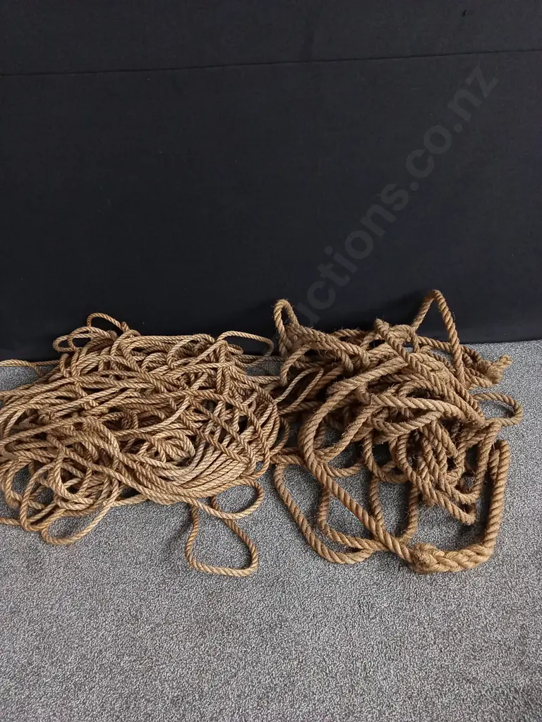 ROPE, MULTIPLE THICKNESSES Image 1++
