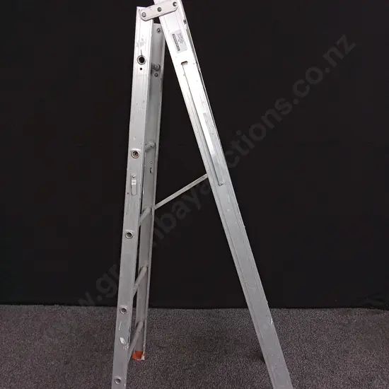 ALUMINIUM STEP LADDER H 1.75 M