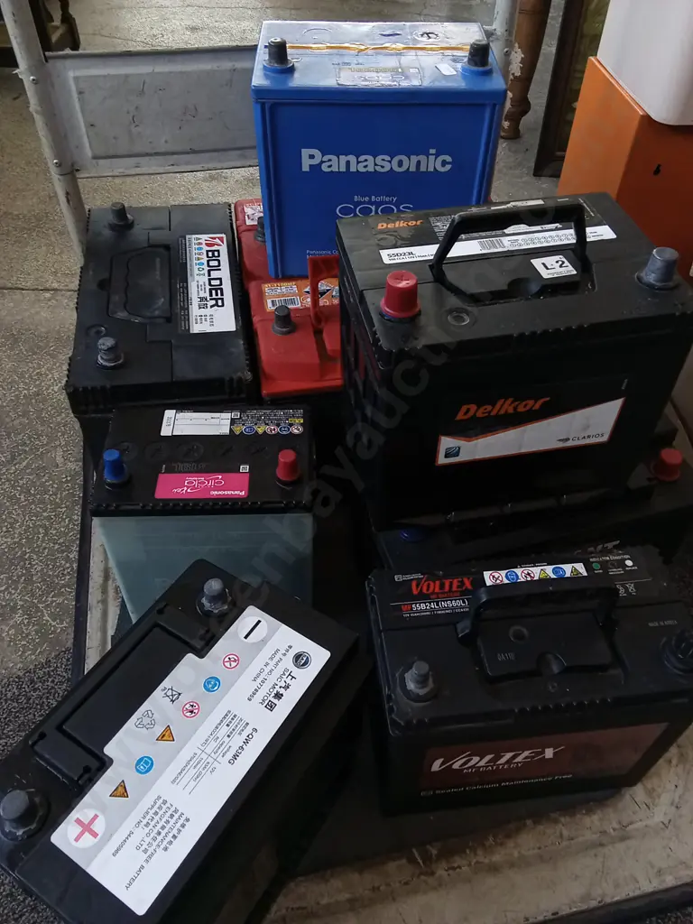 9 CAR BATTERIES Image 1++