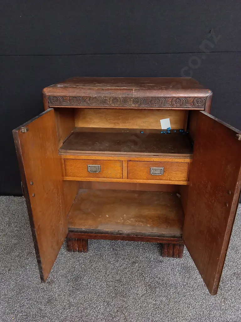 ART DECO OAK CABINET (DAMAGE ON TOP AS IN PHOTO)  H 94CM X W 72CM X D 47CM Image 1++