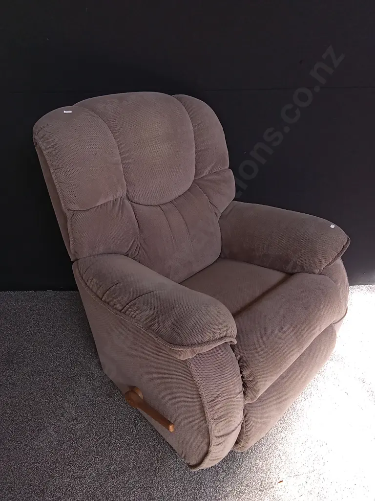 FABRIC ROCKER RECLINER CHAIR Image 1++