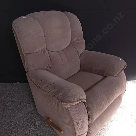 FABRIC ROCKER RECLINER CHAIR