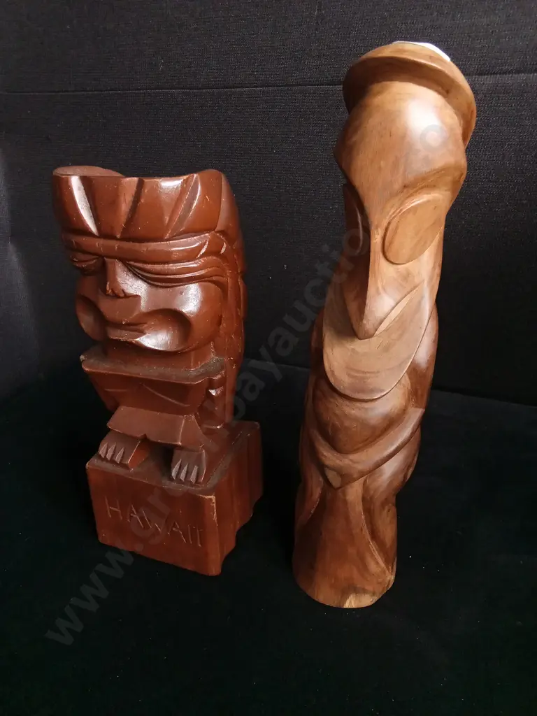 3 PIECES WOODEN HAND CARVED HAWAII AND TIKI STATUES TALLEST H 32CM Image 1++