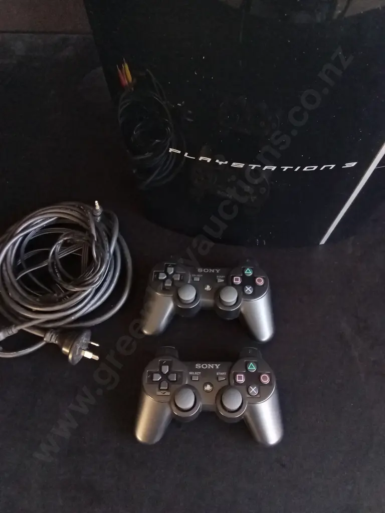 PLAYSTATION 3 AND PAIR OF CONTROLLERS Image 1++