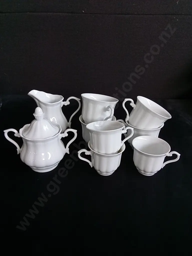 9 PIECES TEA SET MADE IN POLAND Image 1++