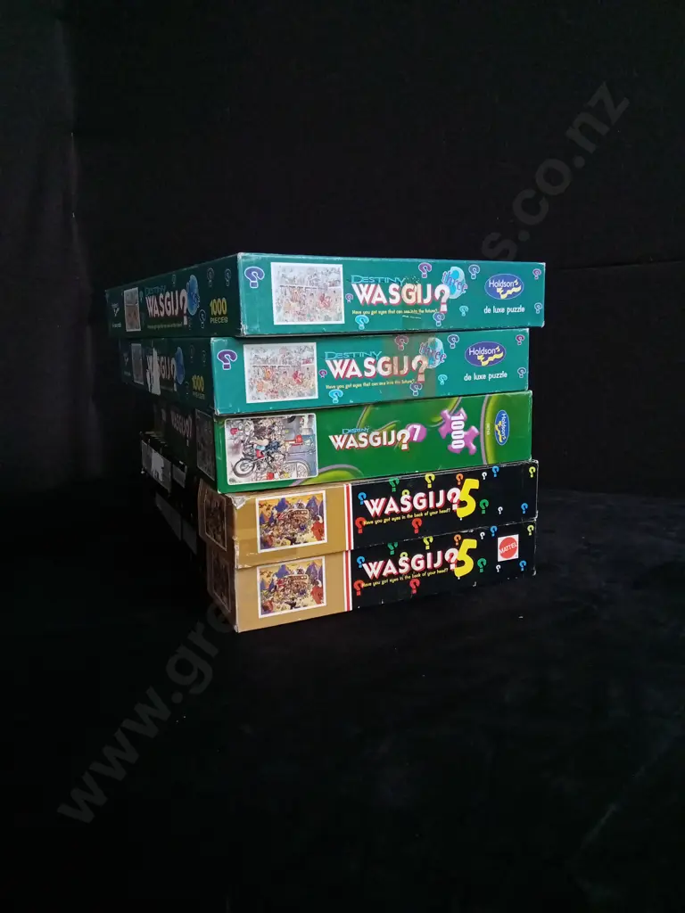 5 WASGIJ 1000 PIECE PUZZLES (COMPLETE) Image 1++