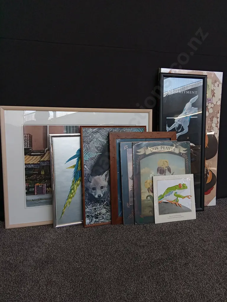 10 PIECES 0F MIXED ART Image 1++