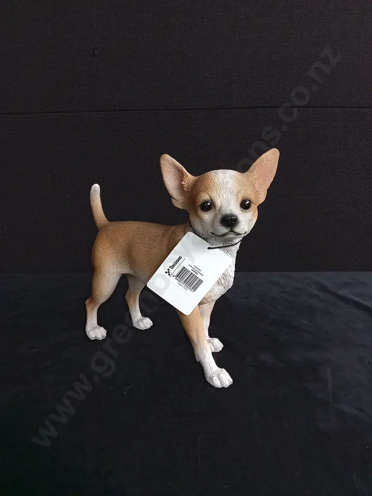 TAKASHO CHIHUAHUA FIGURINE H 22CM BRAND NEW Image 1++