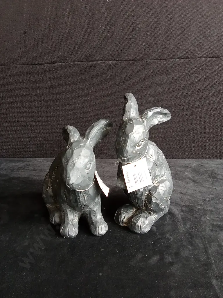 TAKASHO FIGURINE BUNNIES SET OF TWO TALLEST H 23CM BRAND NEW Image 1++