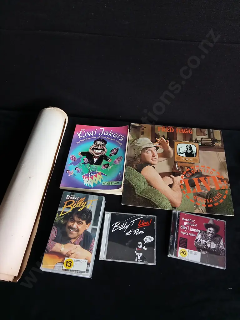 6 PIECES KIWI COMEDY ITEMS Image 1++