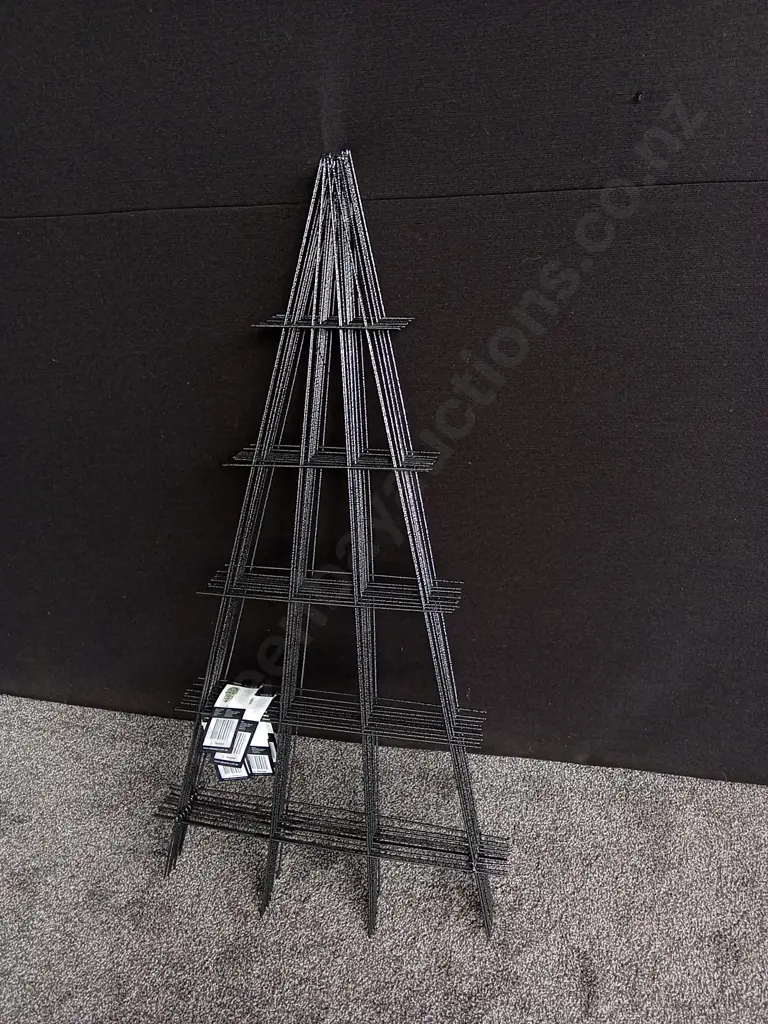 10 PIECES TAKASHO 120CM PLANT TRELLIS BRAND NEW Image 1++