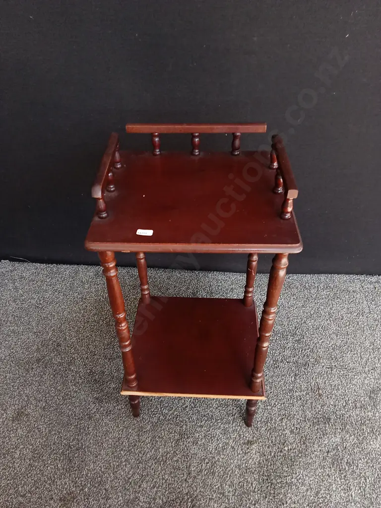 VINTAGE REGENCY STYLE SIDE TABLE H 64CM Image 1++