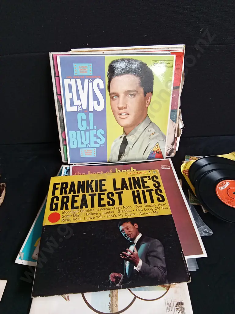 MIX OF VINTAGE RECORDS Image 1++