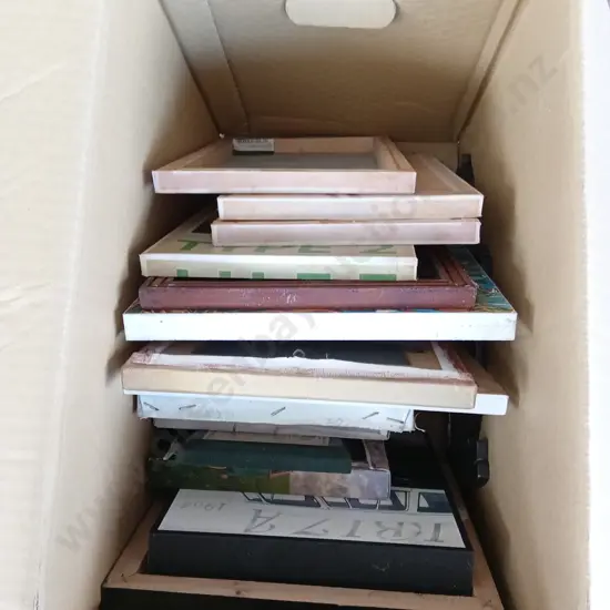 MIXED BOX OF CANVAS PRINTS AND FRAMES