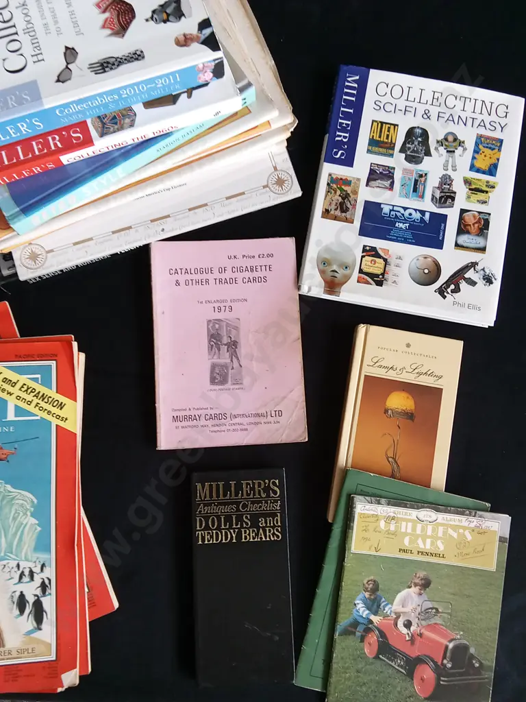 MIX OF BOOKS AND VINTAGE TIME MAGAZINES Image 1++