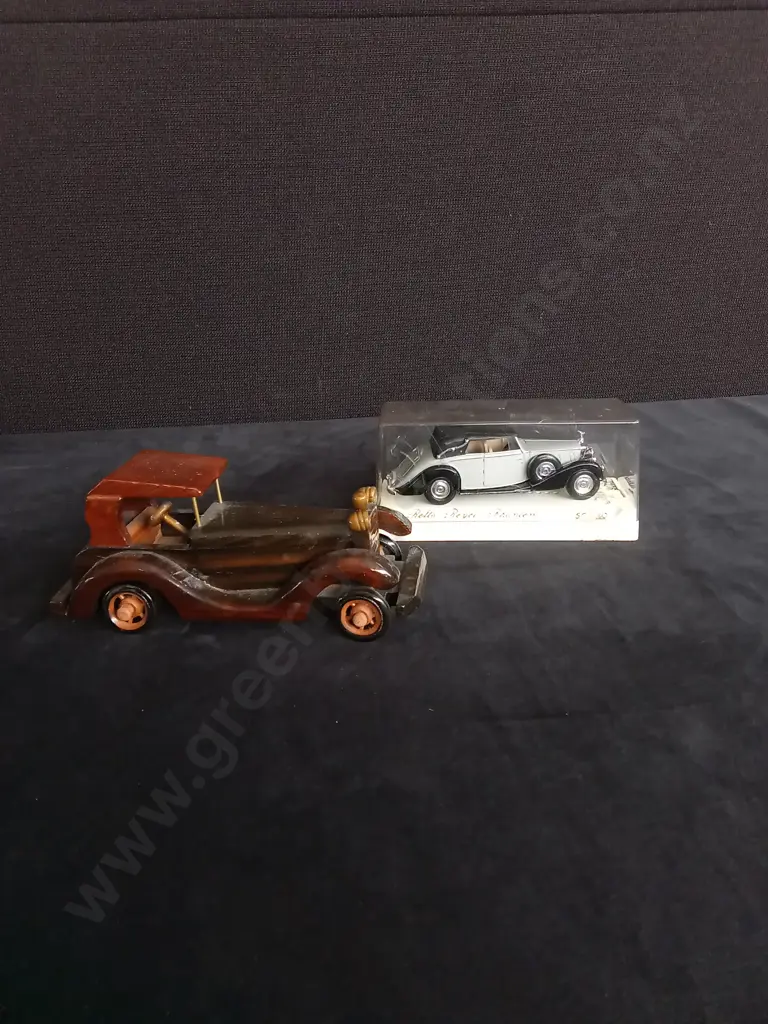 2 CAR MODELS, BOXED DIECAST SOLIDO ROLLS ROYCE PHANTOM AND HANDCRAFTED WOODEN MODEL Image 1++