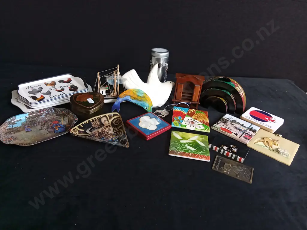 ASSORTED ITEMS Image 1++