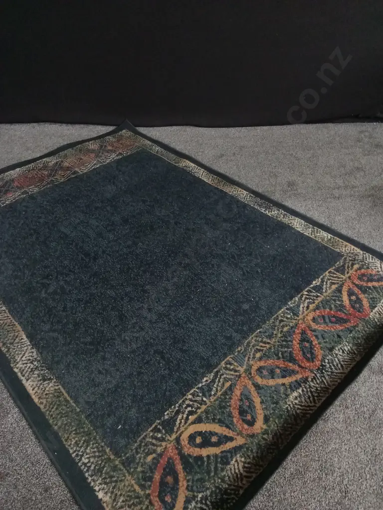 VINTAGE RUG 2.43M X 1.6M Image 1++