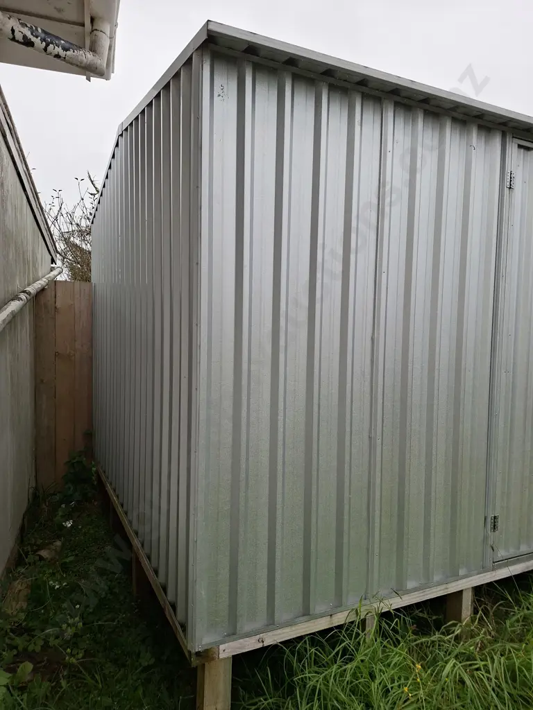 SHED #1: 3.9M X 3.1M GALVANISED PITCHED ROOF SHED WITH 2 SETS OF DOUBLE DOORS AND CLEAR LIGHT PANELS Image 1++