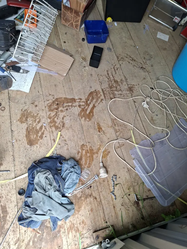 SHED #3: 3.9M X 2.36M GALVANISED PITCHED ROOF SHED WITH 1 SET OF DOUBLE DOORS Image 1++