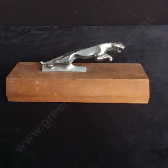 VINTAGE JAGUAR MASCOT