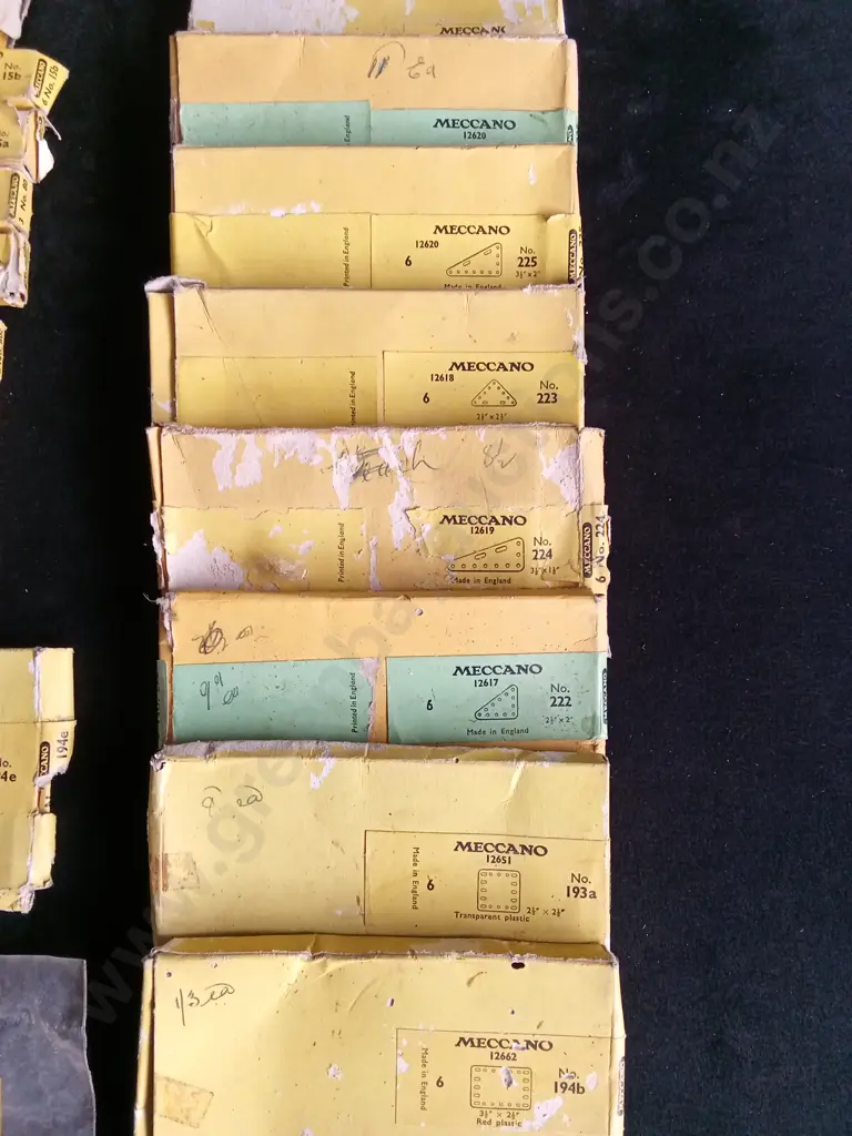 BOXED VINTAGE MECCANO PARTS - MOST BOXES FULL AND UNUSED Image 1++