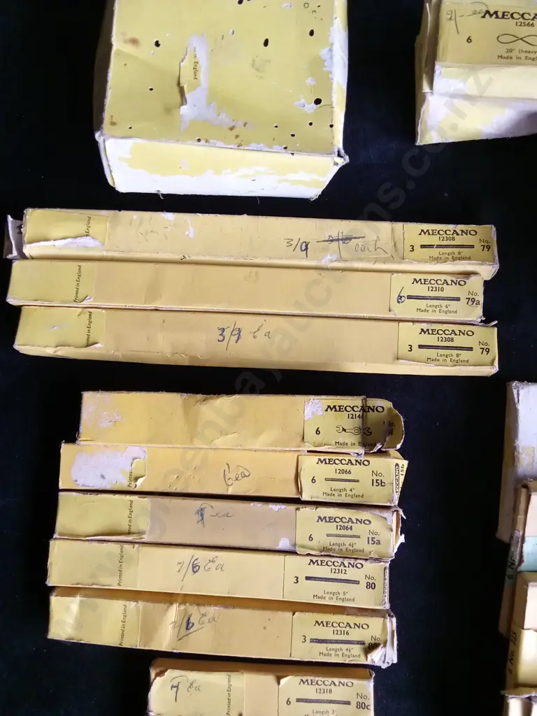 BOXED VINTAGE MECCANO PARTS - MOST BOXES FULL AND UNUSED Image 1++