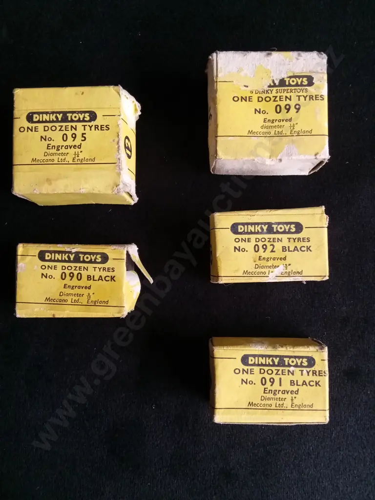 5 BOXES OF DINKY TOYS TYRES, INCLUDING 3 UNOPENED BOXES Image 1++