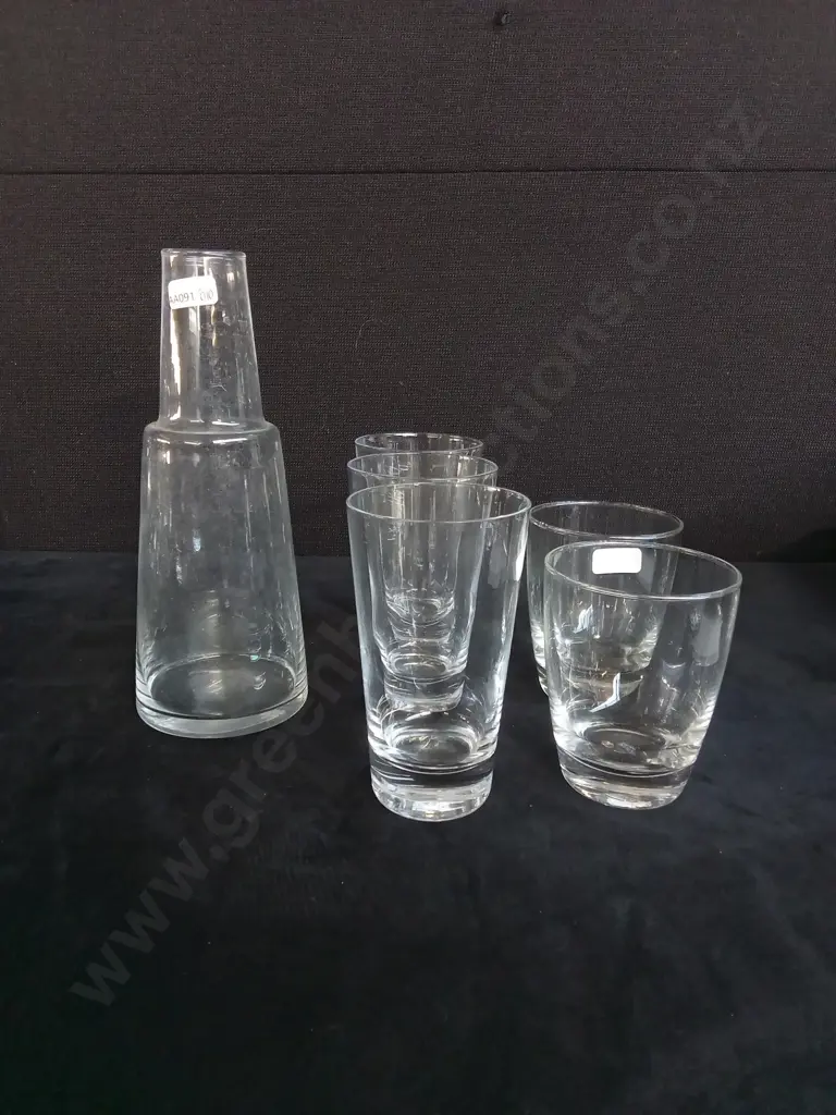 9 PIECES GLASWARE MIX Image 1++