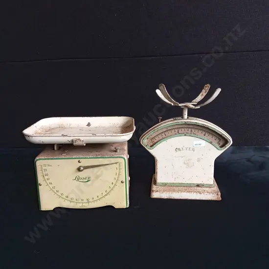 2 PIECES VINTAGE KITCHEN SCALES