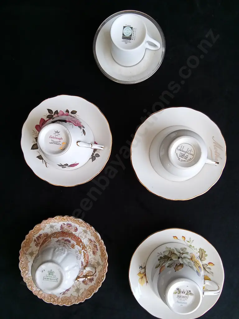 5 TEA CUP AND SAUCER SETS Image 1++