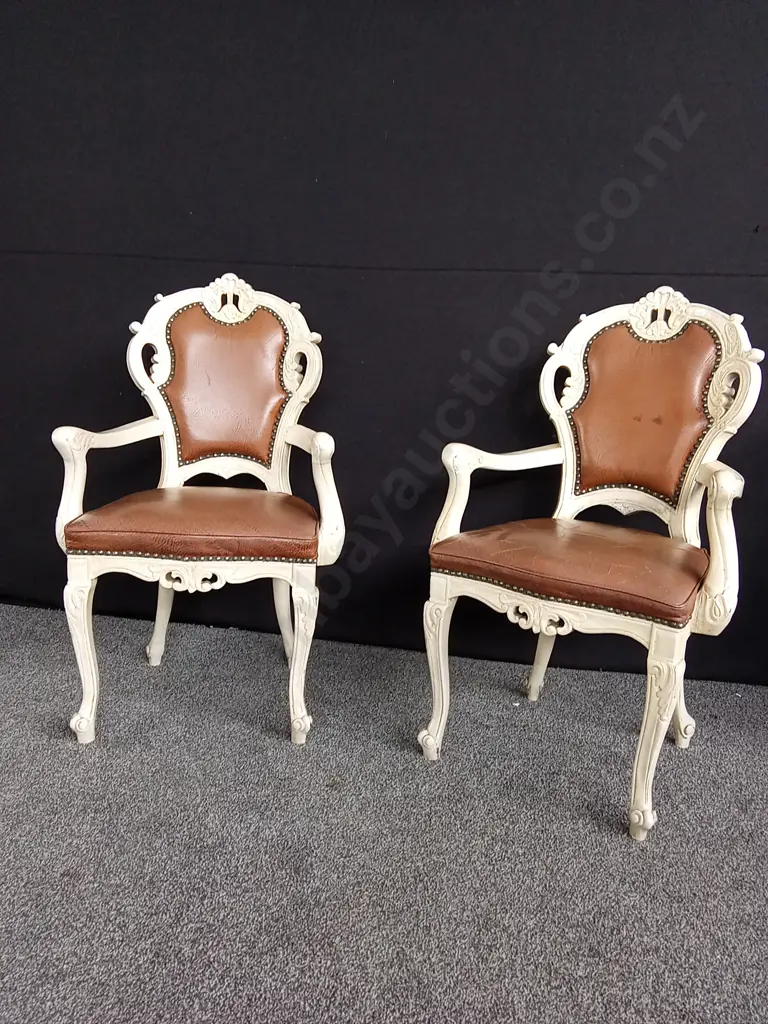 2 FRENCH PROVINCIAL STYLE LEATHER ARMCHAIRS Image 1++