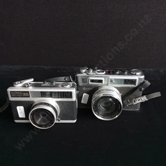 2 PIECES VINTAGE FILM CAMERAS, YASHICA AND FUJICA