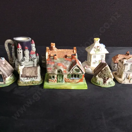 14 MINIATURE HOUSE ORNAMENTS