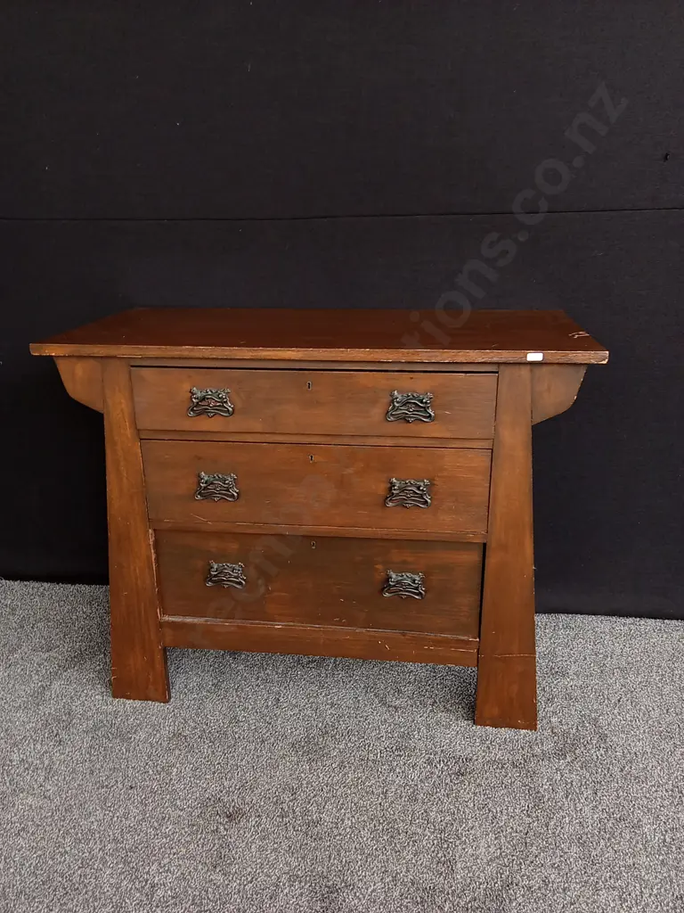 ANTIQUE OAK CHEST OF DRAWERS H 85CM X W 1.07M X D 45CM Image 1++
