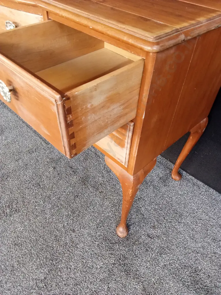 VICTORIAN STYLE 6 DRAWER SIDEBOARD REQUIRES RESTORATION DOVETAIL JOINTED Image 1++