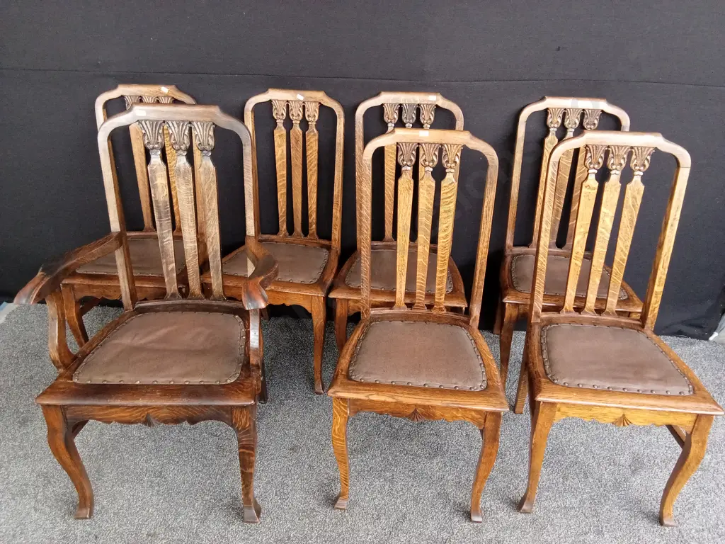 ANTIQUE WOODEN EXTENDABLE TABLE WITH 7 CHAIRS EXTENDED LENGTH 3.13M WIDTH 1.7M HEIGHT 0.74M Image 1++