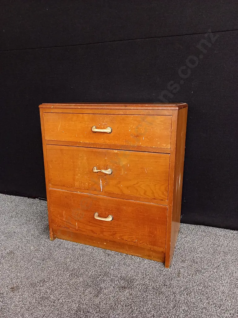 VINTAGE LIGHT OAK CHEST OF DRAWERS H 72 CM X W 65CM X D 39CM Image 1++