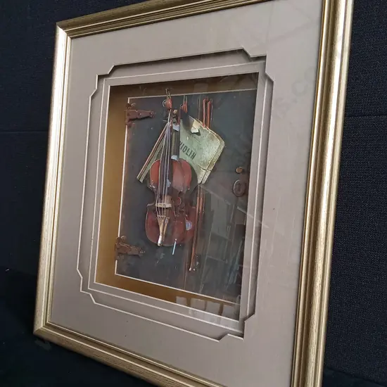 VINTAGE DECOUPAGE SHADOW BOX