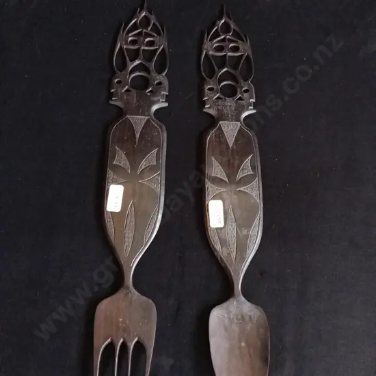 VINTAGE HAND CARVED WOODEN TRIBAL SPOON AND FORK SET