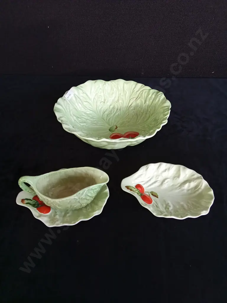 VINTAGE CARLTON WARE SALAD BOWL SET Image 1++