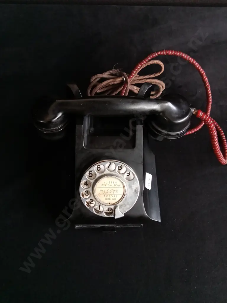 VINTAGE DESK TELEPHONE Image 1++